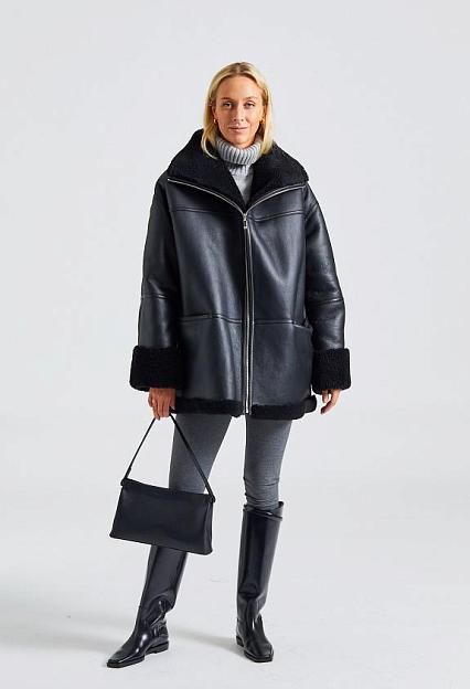 TOTEME Signature Shearling Jacket Black